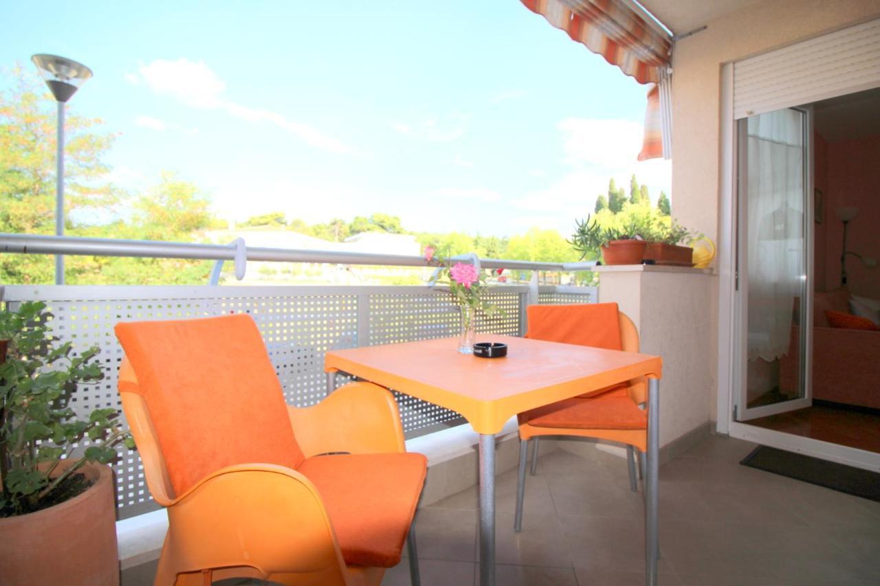 Apartment Vojka In City Center โปเรช ภายนอก รูปภาพ